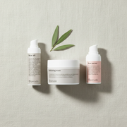 Flatlay linen botanicals